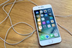 Apple Looks Forward to 2017 With New iPhone 8?